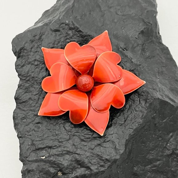 VIBRANT RUST COLOR ENAMEL Brooch, Floral Pin, Heart Shaped Petals, Approx 7cm - Picture 6 of 6